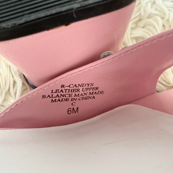 Y2K Pink Leather Rhinestone Daisy Sandals size 6 - Picture 7 of 8